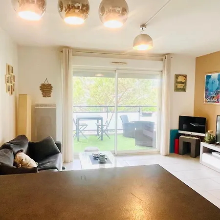 2 Pieces Avec Terrasse